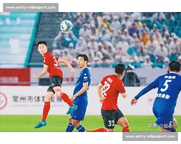 国足苏超对比视频引发热议：躲球与挡球背后的足球文化差异